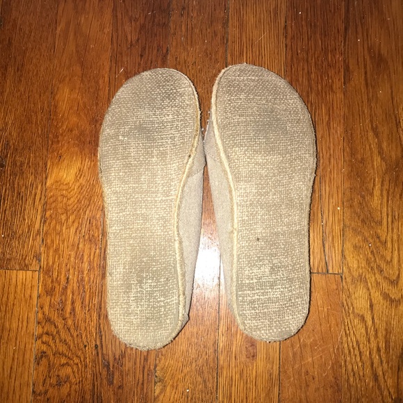 SIGNATURE Levi Strauss Ladies Slip-on Shoes sz 7 - Picture 4 of 4